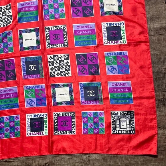 CHANEL Vibrant Red silk Scarf with Multicolor Logo Squares - Picture 3 of 9